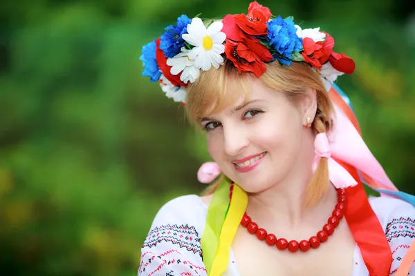 Πορτρέτο ευτυχισμένη γυναίκα Ουκρανικά — Φωτογραφία Αρχείου
