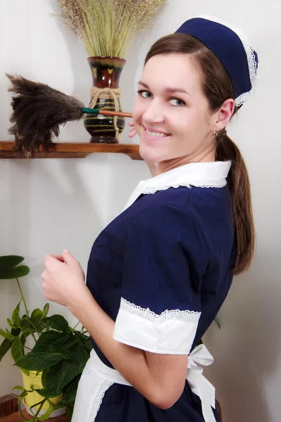Kép gyönyörű nő tisztító sweep — Stock Fotó