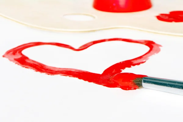 Rysunek serce valentine z pędzlem na jasnym tle — Zdjęcie stockowe