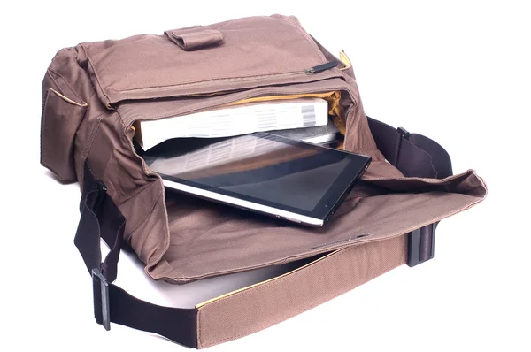 Väska och tablet PC — Stockfoto