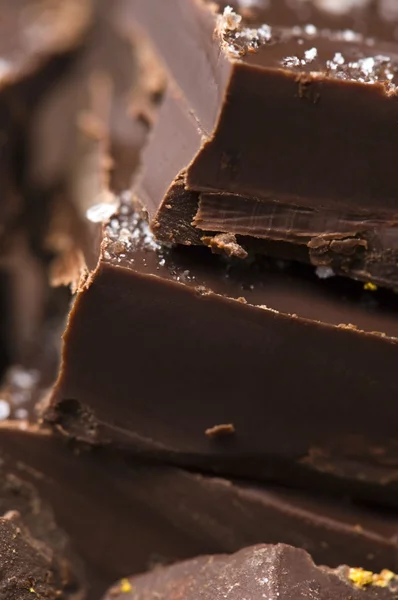 Zelfgemaakte chocolade met zeezout — Stockfoto