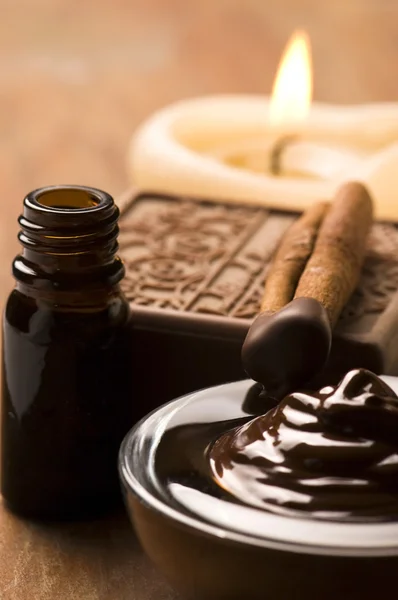 Chocolate spa with cinnamon — Stock Photo, Image