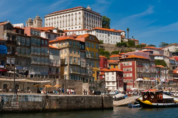Porto na řeku — Stock fotografie