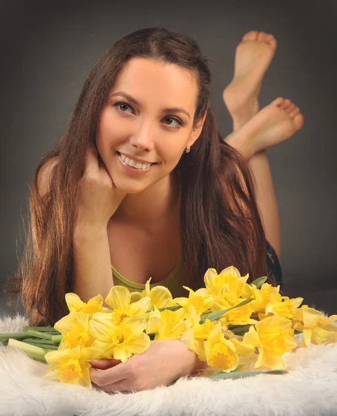 Vrouw en natuur — Stockfoto