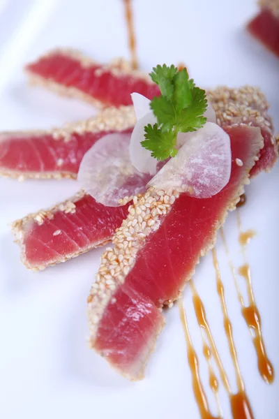 Fresh tuna — Stock Photo, Image