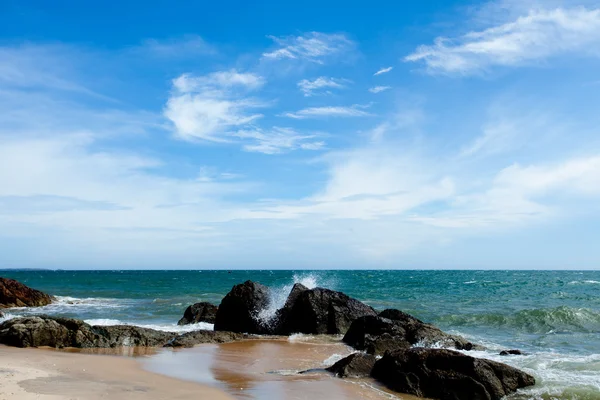 Tropischer Ozean und Strand — Stockfoto