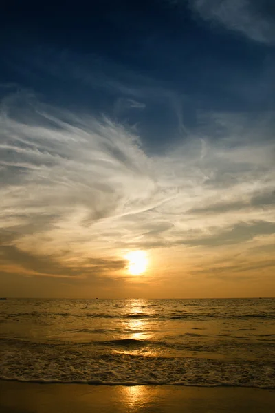 Puesta de sol y océano — Foto de Stock