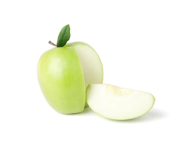 Beyaz arkaplanda yeşil elma — Stok fotoğraf