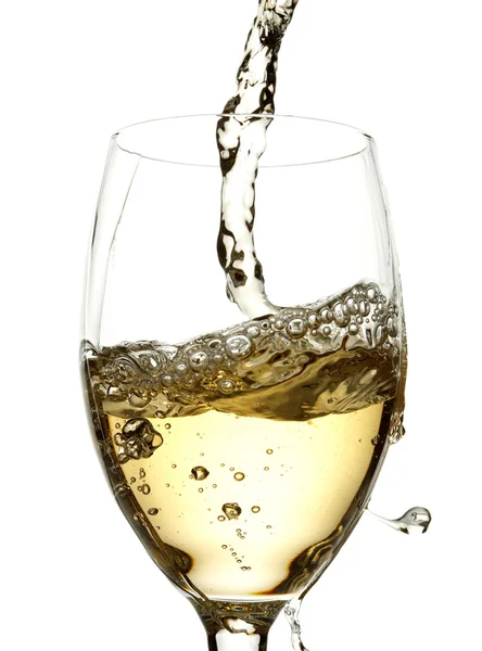 白葡萄酒倒入杯子中 — 图库照片