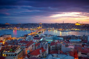 İstanbul günbatımı panorama