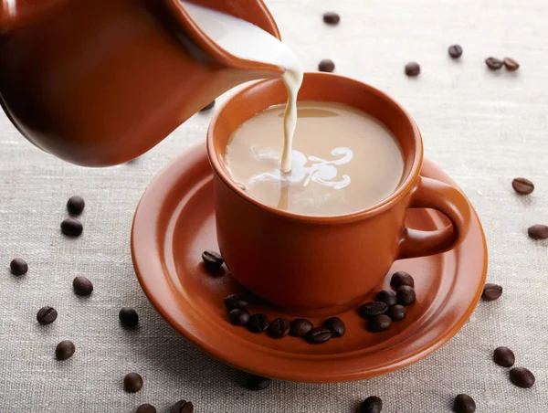 커피와 크림의 컵 — 스톡 사진