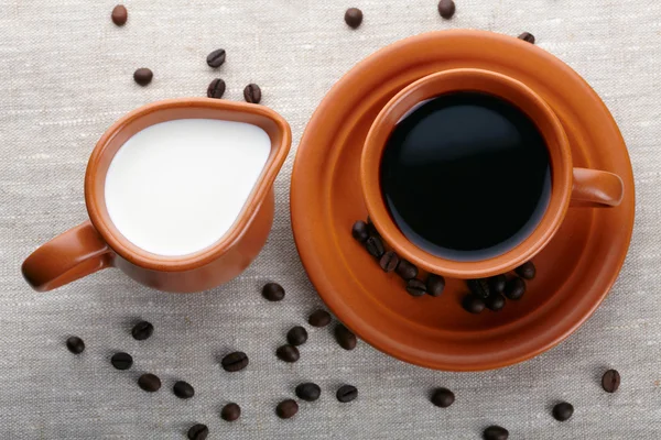 Fincan kahve ve krem — Stok fotoğraf