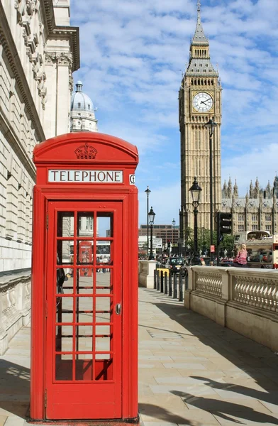 Cabina telefónica roja de Londres Fotos De Stock
