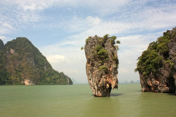 James Bond island. Phuket. Thailand. — Stockfoto