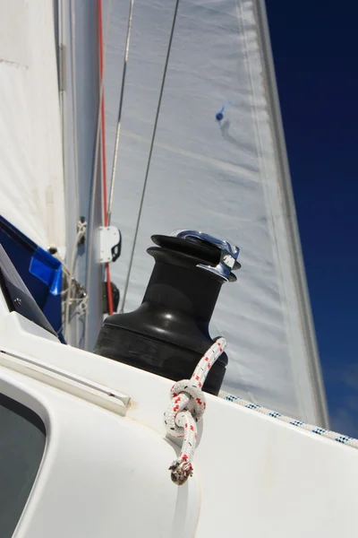 Guincho e corda em barco à vela — Fotografia de Stock