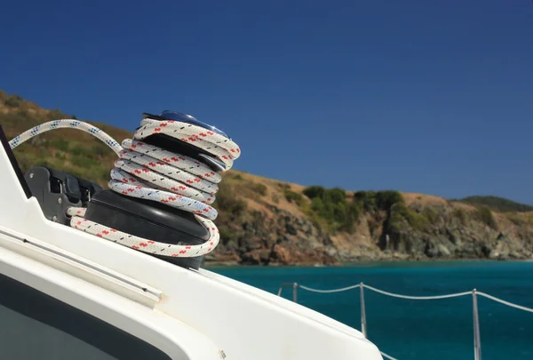 Winch y cuerda en velero — Foto de Stock