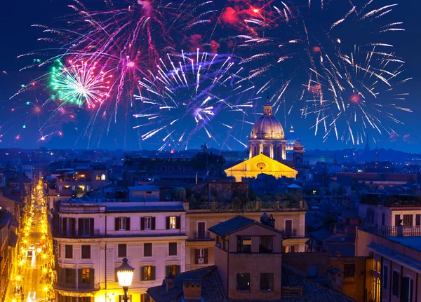 Festliga fyrverkerier över Rom. Italien — Stock fotografie