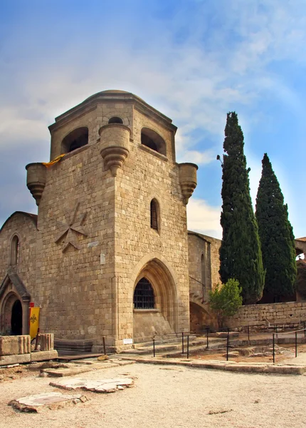 Mosteiro em uma montanha de Filerimos — Fotografia de Stock