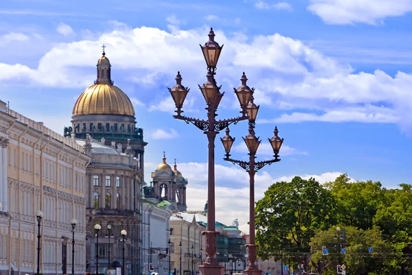 Russia. Pietroburgo. Una vista sulla Cattedrale Isaakievsky — Foto Stock