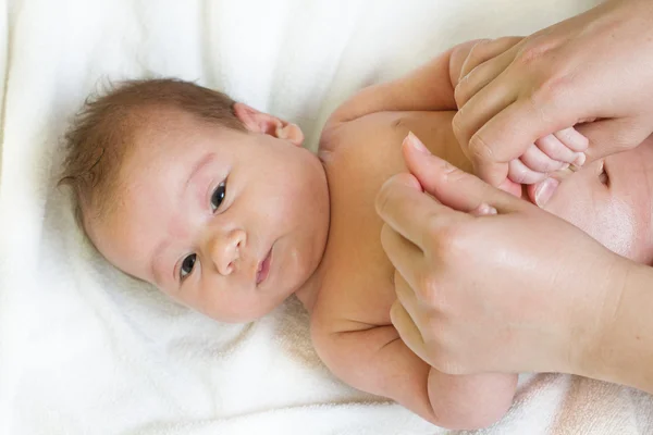 Dětská masáž — Stock fotografie