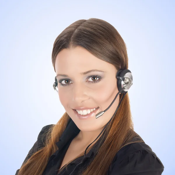 Amistoso operador de cliente sonriente con auriculares — Foto de Stock