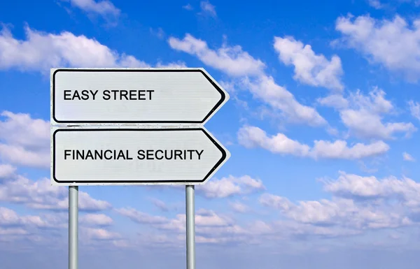 对容易的街道与金融安全的道路标志 — 图库照片