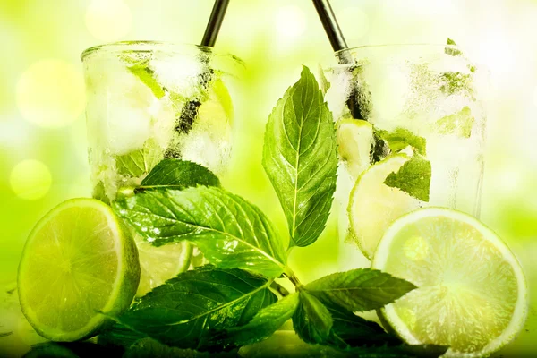 Tło zielony mojito — Zdjęcie stockowe