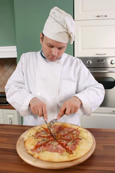 Chef and pizza — Stock Photo, Image