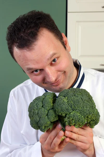 Chef et brocoli — Photo