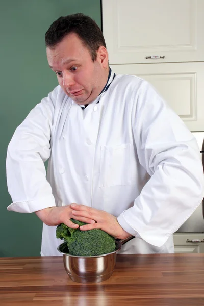 Chef et brocoli — Photo