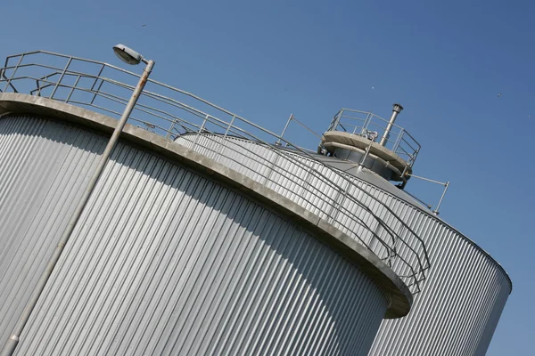 Industriell silo – stockfoto