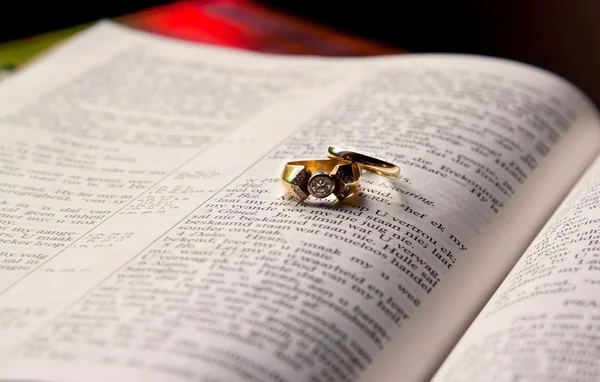 結婚指輪のクローズ アップ — ストック写真