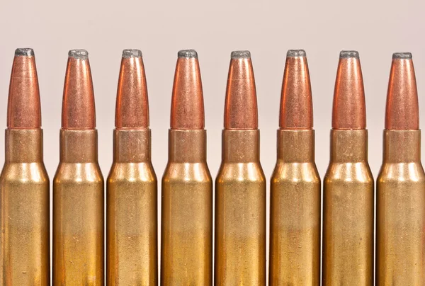 Parte superior de las balas de rifle — Foto de Stock