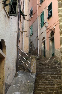 Riomaggiore - İtalya 'nın Cinque Terre kentlerinden biri