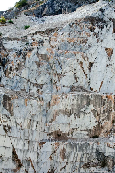 Marmor stenbrott - Apuanska Alperna — Stockfoto