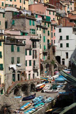 Riomaggiore - İtalya 'nın Cinque Terre kentlerinden biri