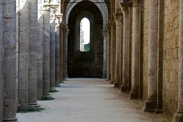 A nave lateral da Abadia de San Galgano — Fotografia de Stock