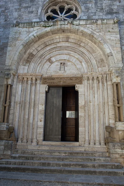 Iglesia La Collegiata di San Quirico D 'Orcia, Toscana — Foto de Stock