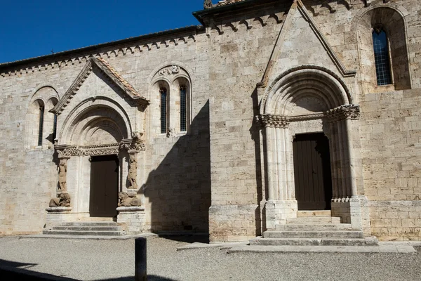 Egyházi la collegiata di san quirico d'orcia, Toszkána — Stock Fotó