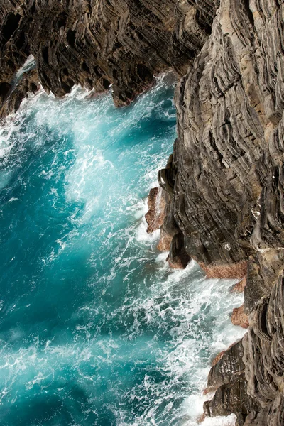 Scogliere a Riomaggiore. Cinque Terre, Liguria, Italia — Foto Stock