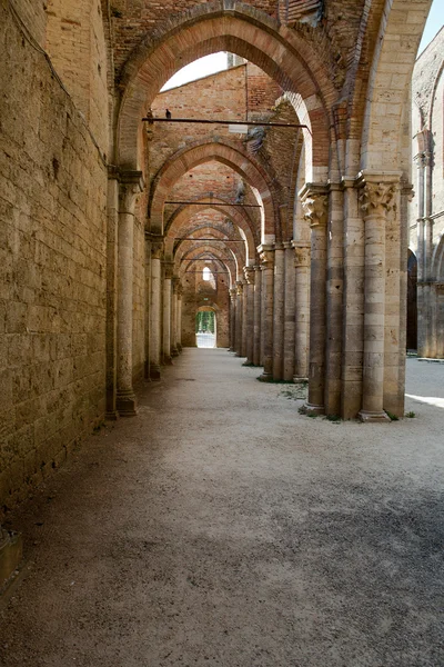San Galganon luostari, Toscana, Italia — kuvapankkivalokuva