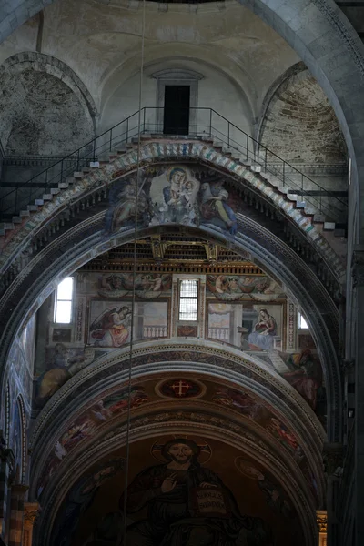 Duomo interior - Pisa, Tuscany Italy — Stock Photo, Image