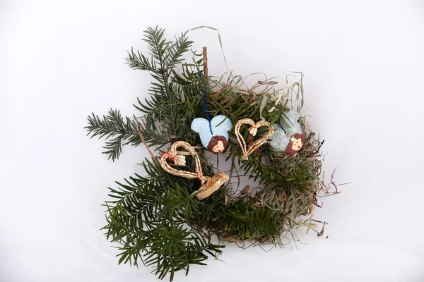Eco-vriendelijke kerstversiering, handgemaakt van hooi — Stockfoto