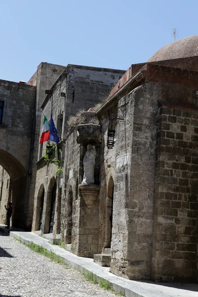 Старе місто Rhodos. Вулиця лицарів (тепер Посольства вулиці) — стокове фото