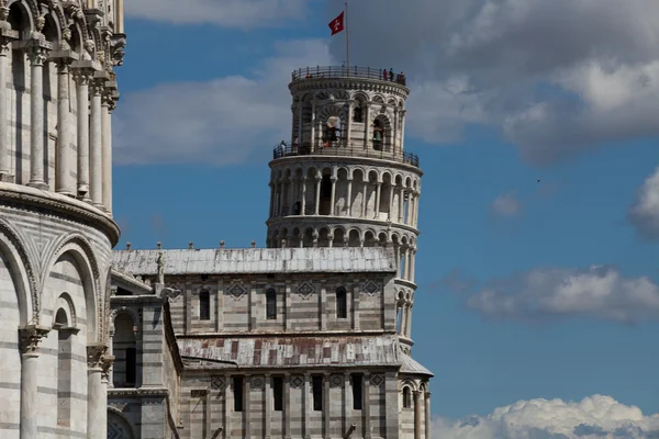 Pisa - Baptistery, Leaning Tower and Duomo in the Piazza dei Miracoli — Stock Photo, Image
