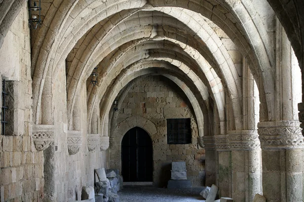 Rodas - el edificio medieval del Hospital de los Caballeros . —  Fotos de Stock