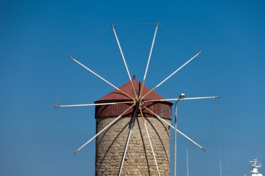 Mandraki Limanı, Rodos