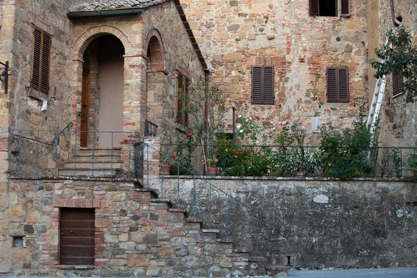 Monticchiello-中世纪村庄附近皮恩扎。托斯卡纳. — 图库照片