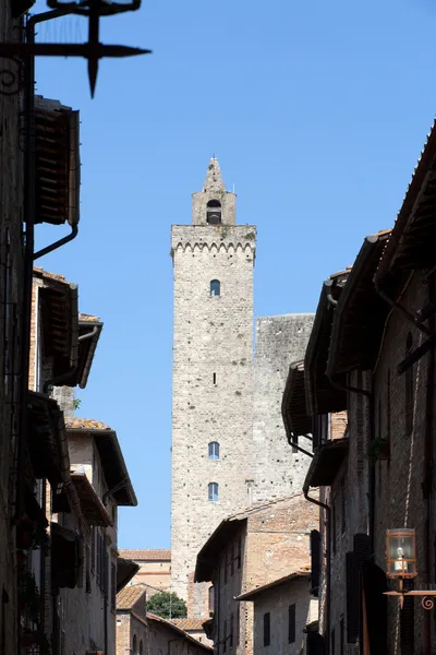 San gimignano małych murem miasta średniowiecznego wzgórza w Toskanii — Zdjęcie stockowe