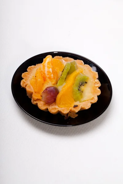 Süßer Kuchen mit Früchten — Stockfoto